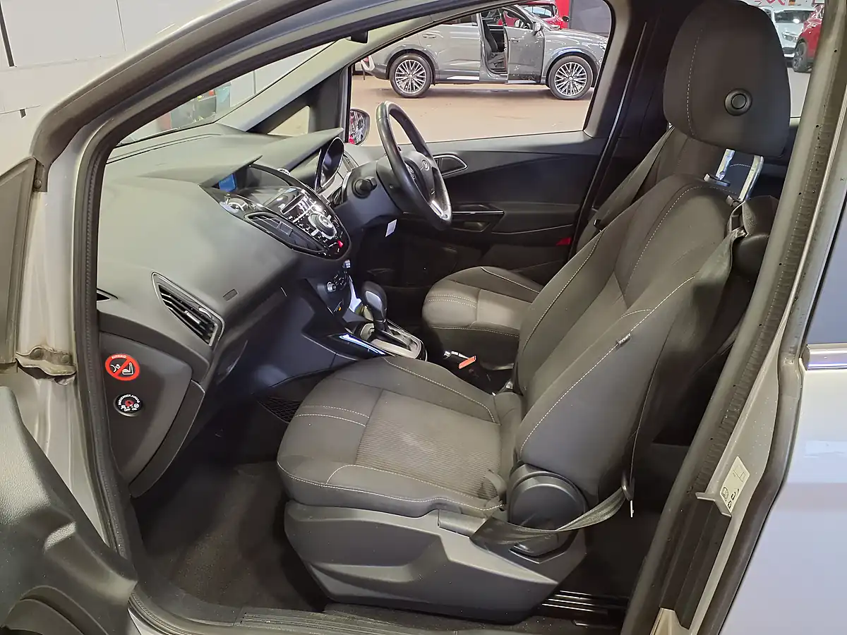 Used 2016 Ford B-Max Titanium Silver - Interior and Exterior details 6
