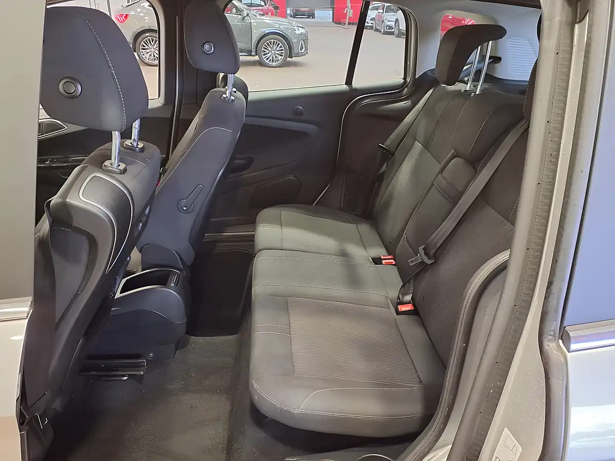 Used 2016 Ford B-Max Titanium Silver - Interior and Exterior details 7