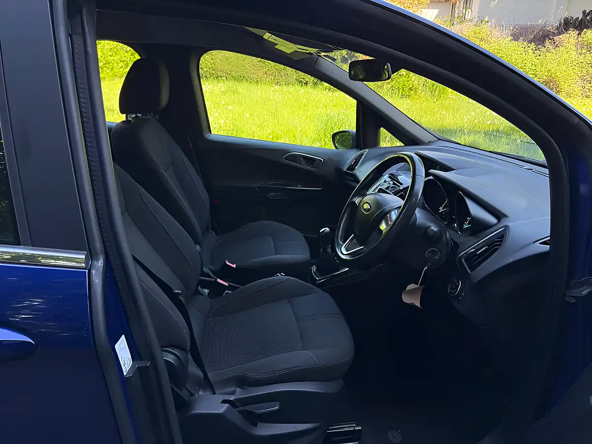 Used 2016 Ford B-Max Zetec Blue - Interior and Exterior details 11