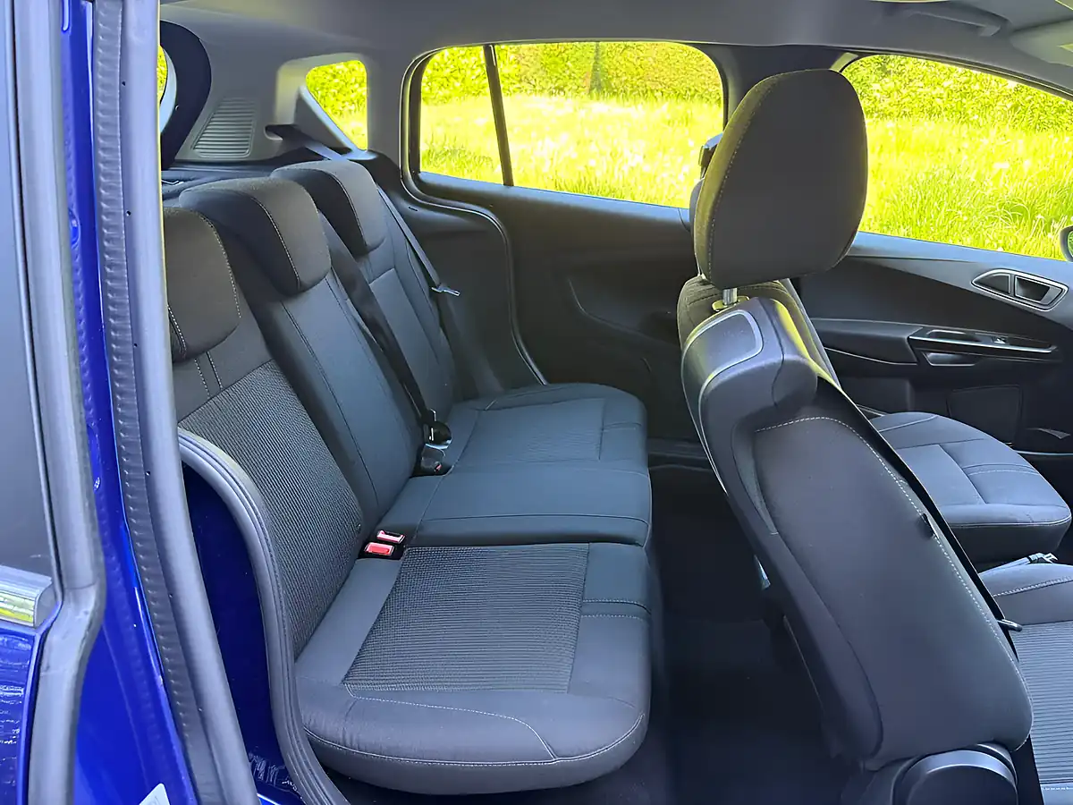 Used 2016 Ford B-Max Zetec Blue - Interior and Exterior details 13