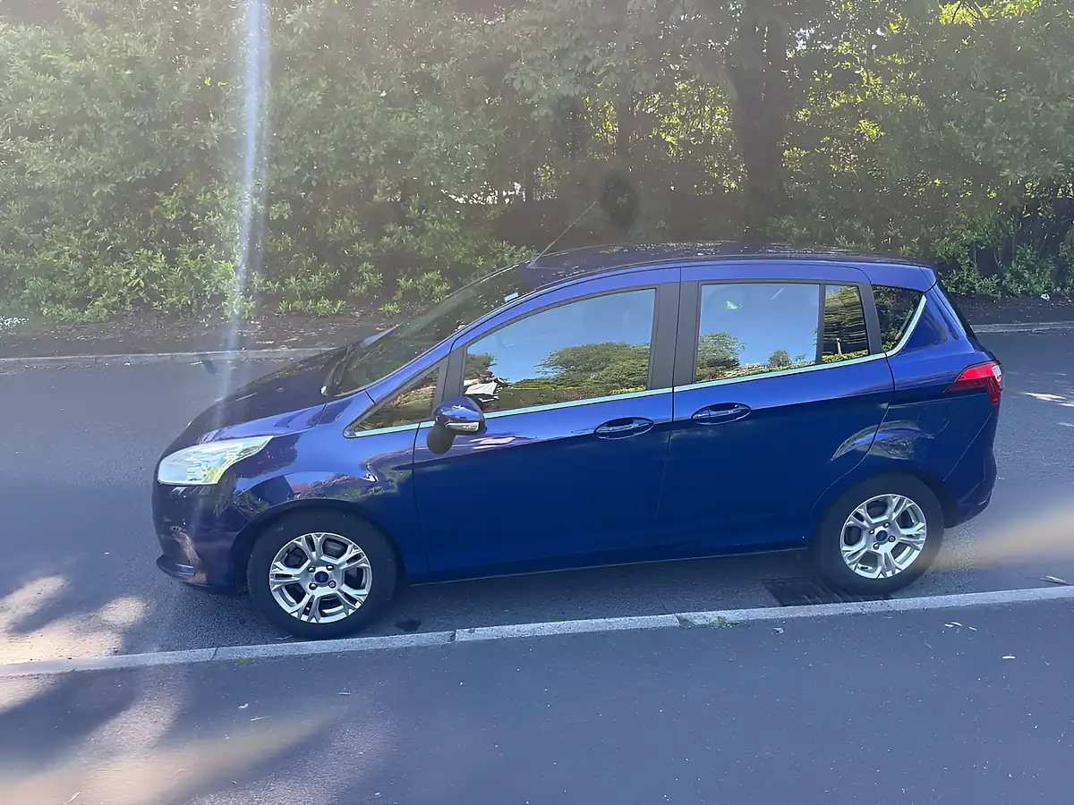 Used 2016 Ford B-Max Zetec Blue - Interior and Exterior details 6