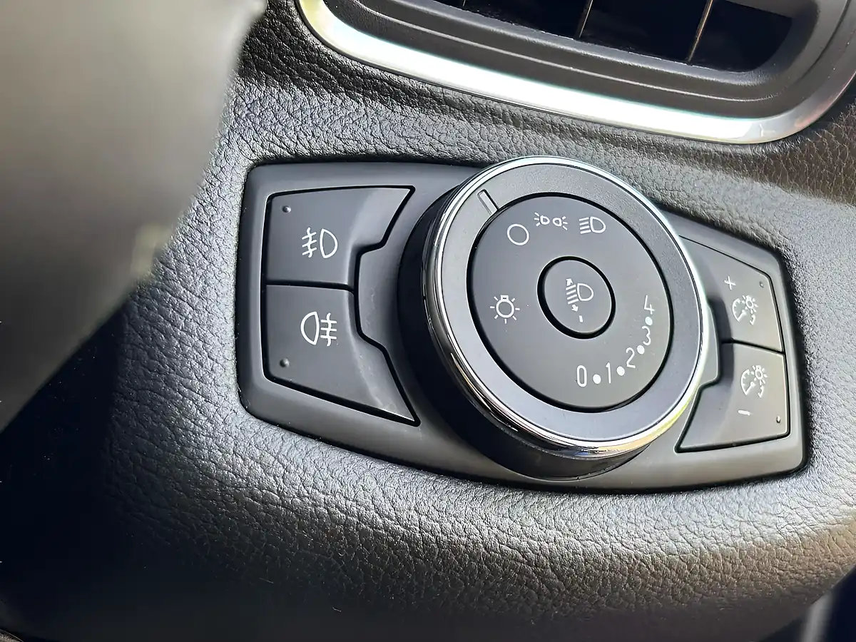 Used 2016 Ford B-Max Zetec Blue - Interior and Exterior details 16