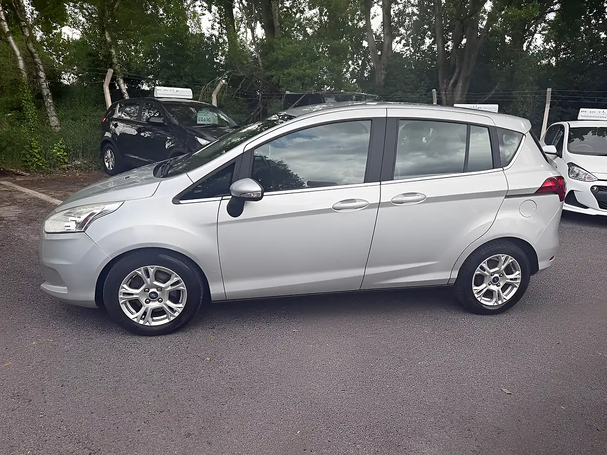 Used 2016 Ford B-Max Zetec Silver - Interior and Exterior details 4