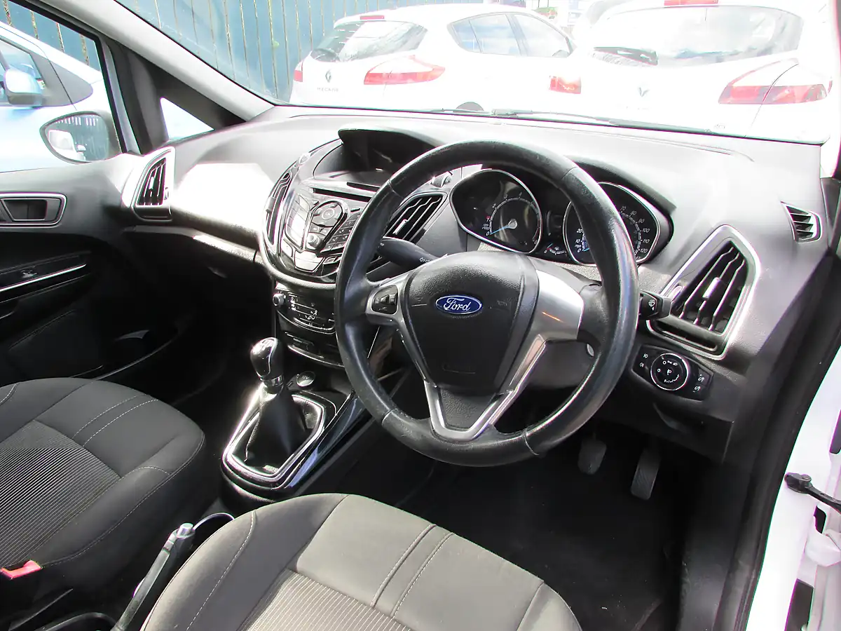 Used 2016 Ford B-Max Zetec White - Interior and Exterior details 14