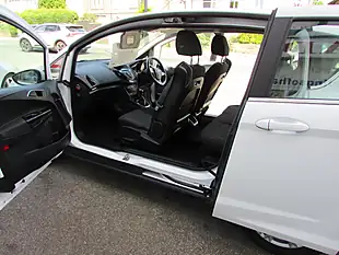 Used 2016 Ford B-Max Zetec White - Interior and Exterior details 19