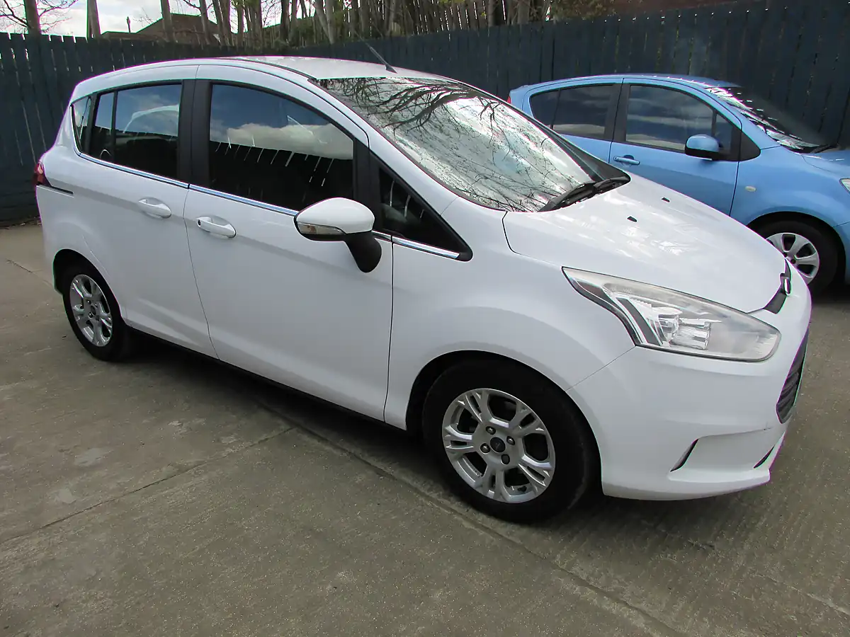 Used 2016 Ford B-Max Zetec White - Interior and Exterior details 6