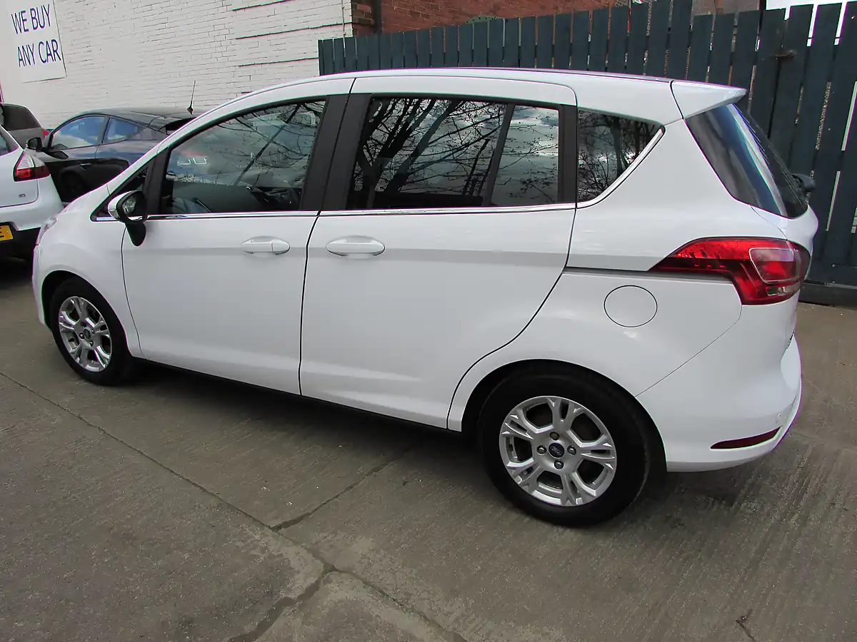 Used 2016 Ford B-Max Zetec White - Interior and Exterior details 8