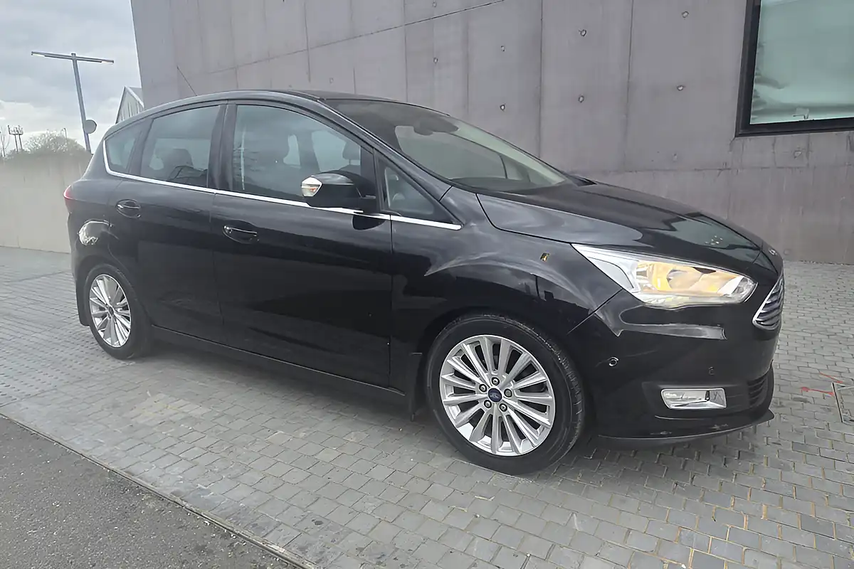 Used 2016 Ford C-Max Titanium Black - Front View