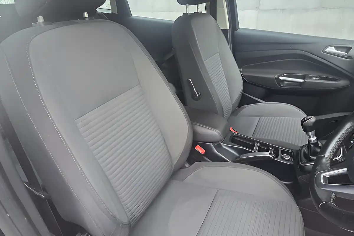 Used 2016 Ford C-Max Titanium Black - Interior and Exterior details 14