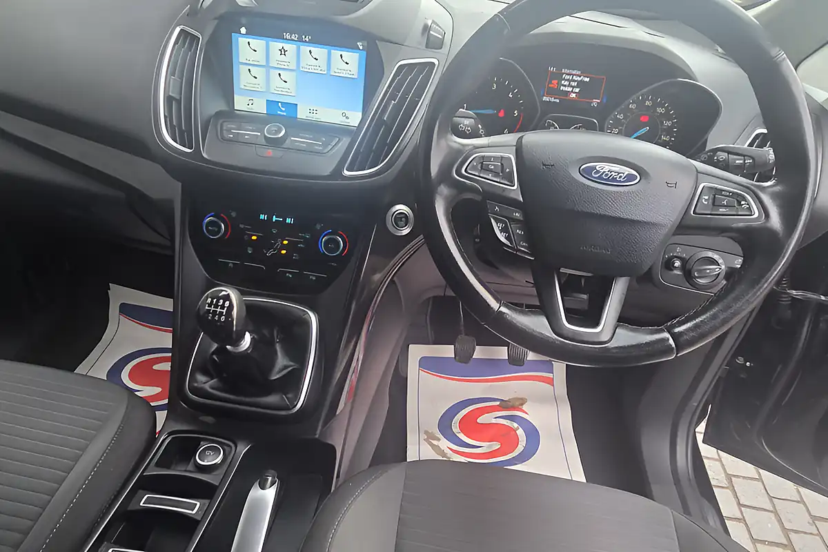 Used 2016 Ford C-Max Titanium Black - Interior and Exterior details 15