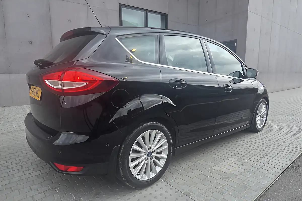 Used 2016 Ford C-Max Titanium Black - Interior and Exterior details 7