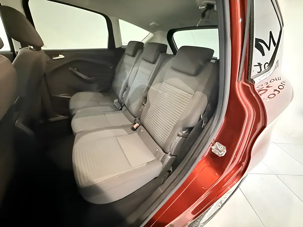 Used 2016 Ford C-Max Titanium Red - Interior and Exterior details 12