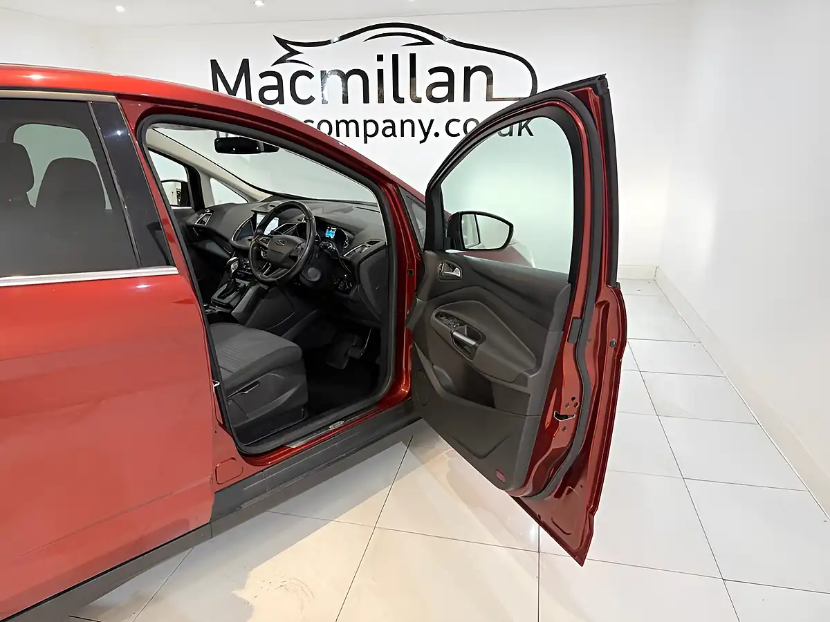 Used 2016 Ford C-Max Titanium Red - Interior and Exterior details 14