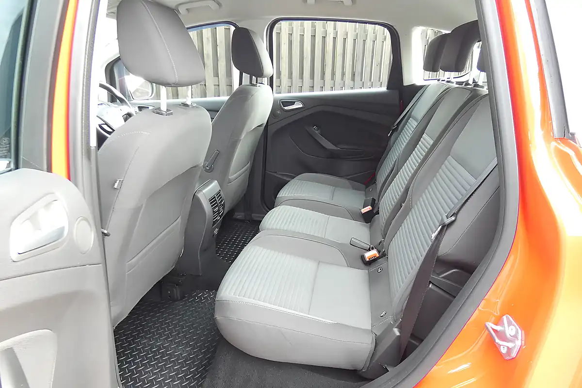 Used 2016 Ford C-Max Titanium Red - Interior and Exterior details 14