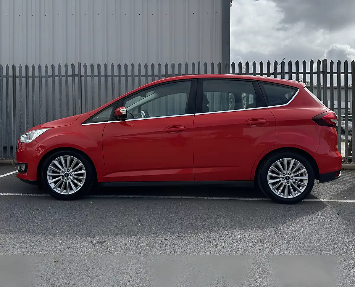 Used 2016 Ford C-Max Titanium Red - Interior and Exterior details 8