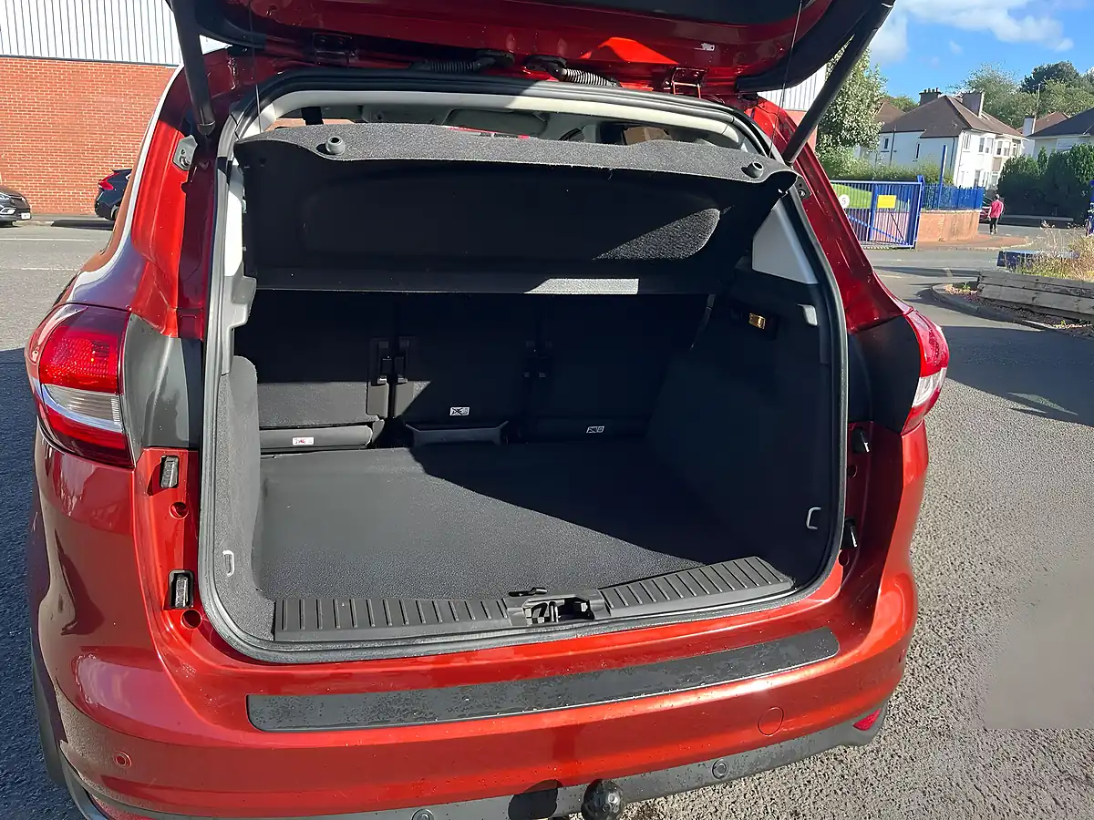 Used 2016 Ford C-Max Titanium X Red - Interior and Exterior details 8