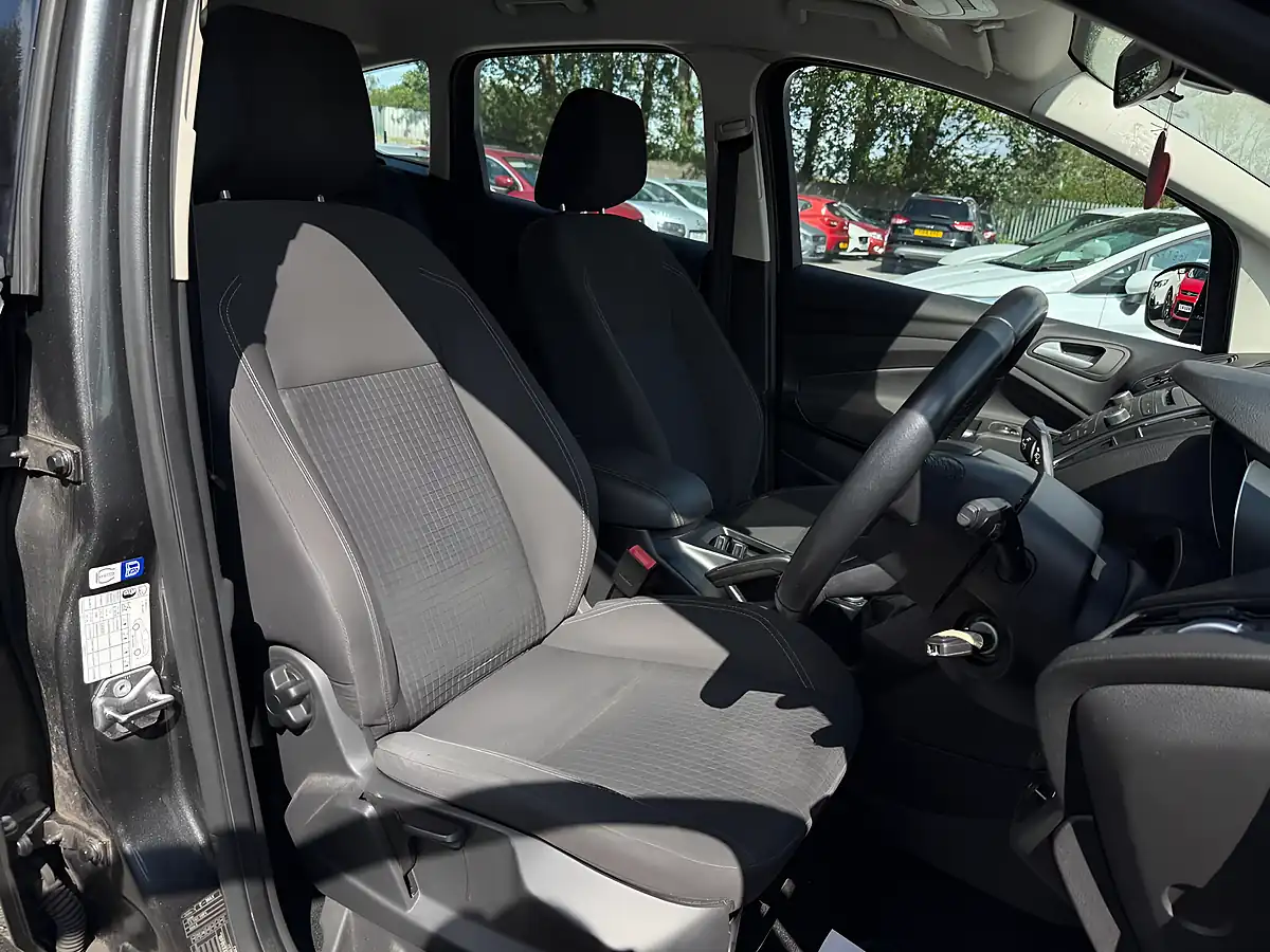 Used 2016 Ford C-Max Zetec Grey - Interior and Exterior details 10