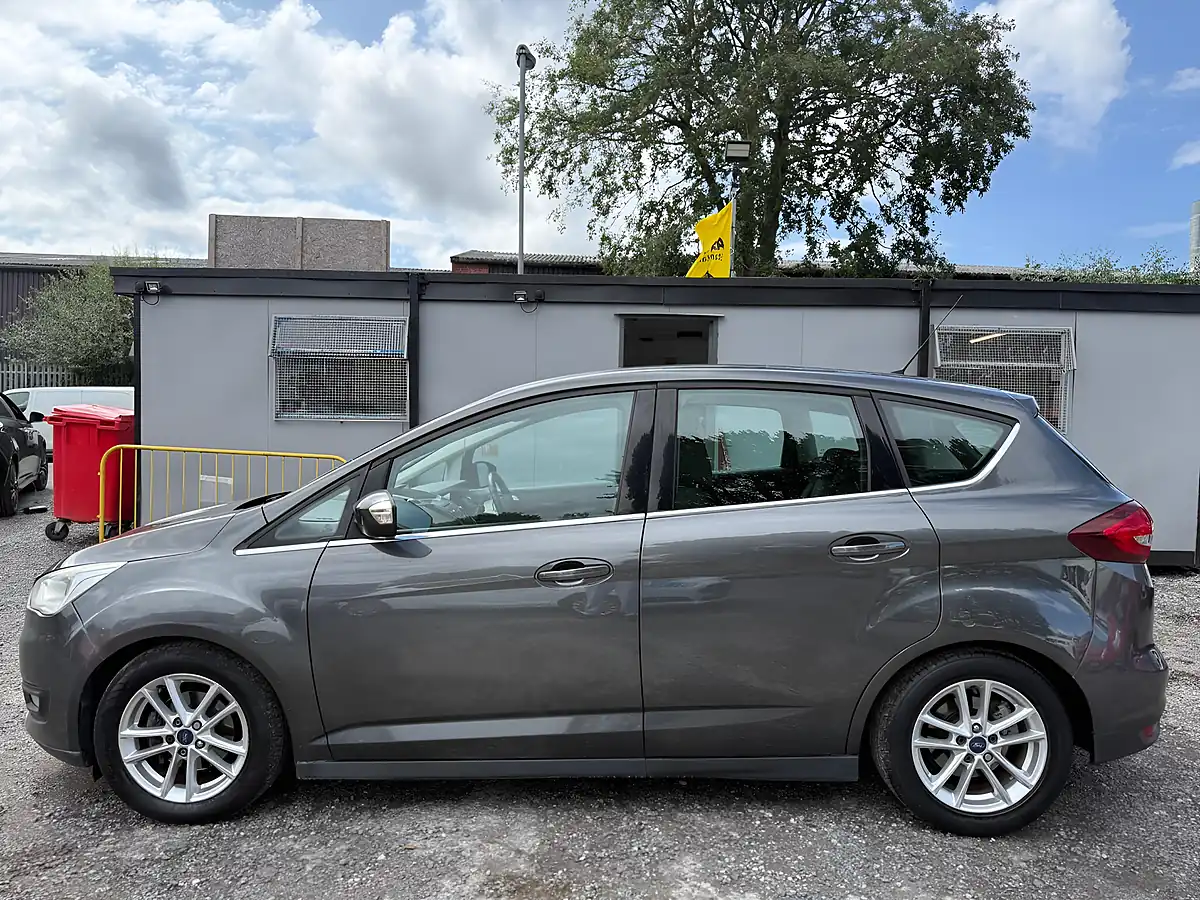 Used 2016 Ford C-Max Zetec Grey - Interior and Exterior details 4