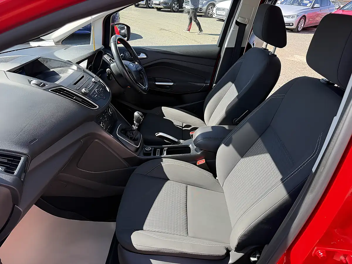 Used 2016 Ford C-Max Zetec Red - Interior and Exterior details 11