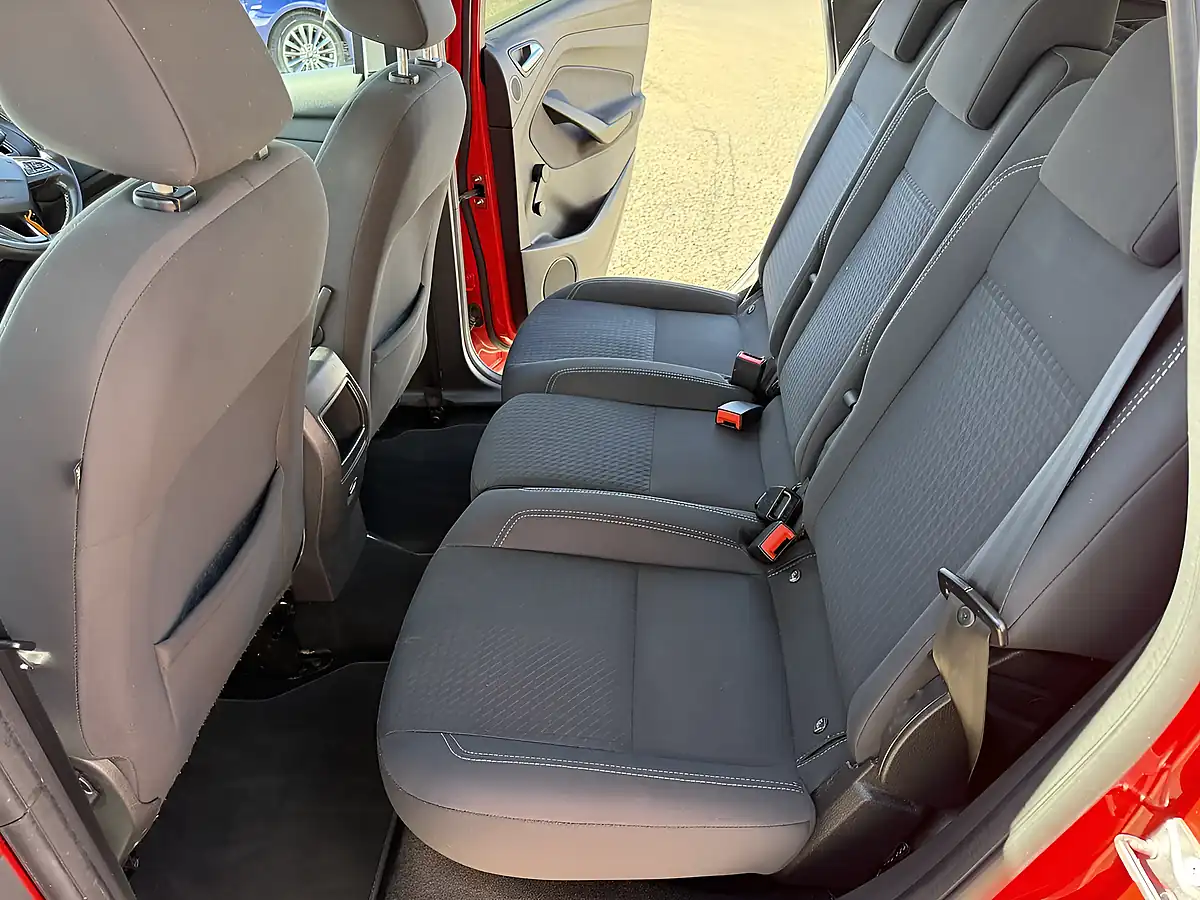 Used 2016 Ford C-Max Zetec Red - Interior and Exterior details 12