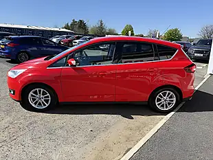 Used 2016 Ford C-Max Zetec Red - Interior and Exterior details 7