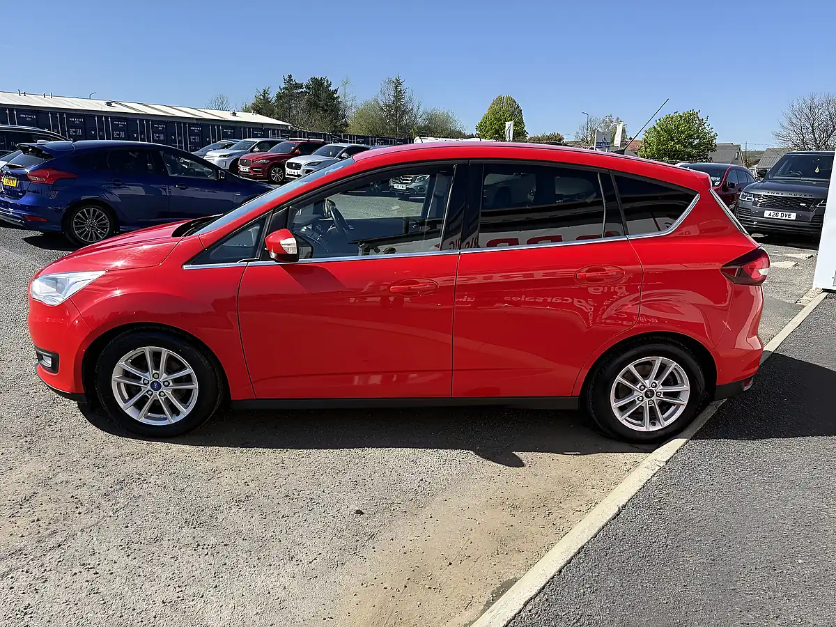 Used 2016 Ford C-Max Zetec Red - Interior and Exterior details 7