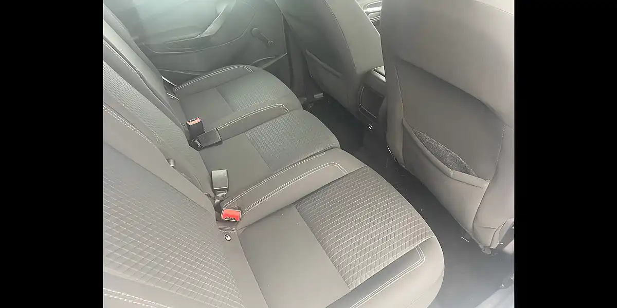 Used 2016 Ford C-Max Zetec White - Interior and Exterior details 12