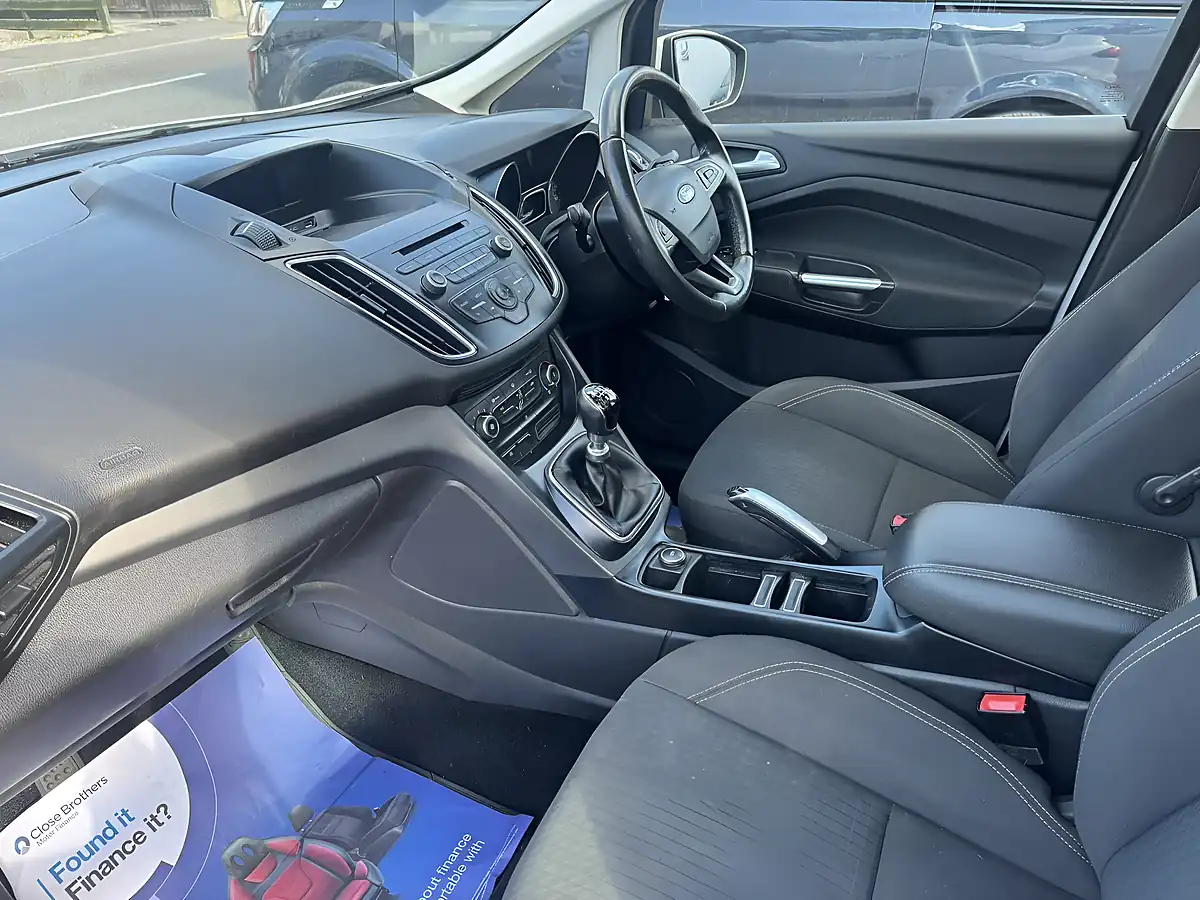 Used 2016 Ford C-Max Zetec White - Interior and Exterior details 6