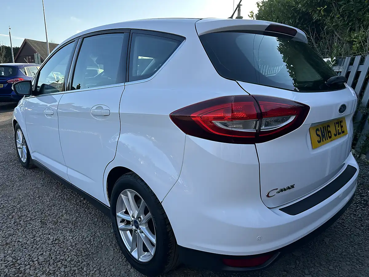 Used 2016 Ford C-Max Zetec White - Interior and Exterior details 10