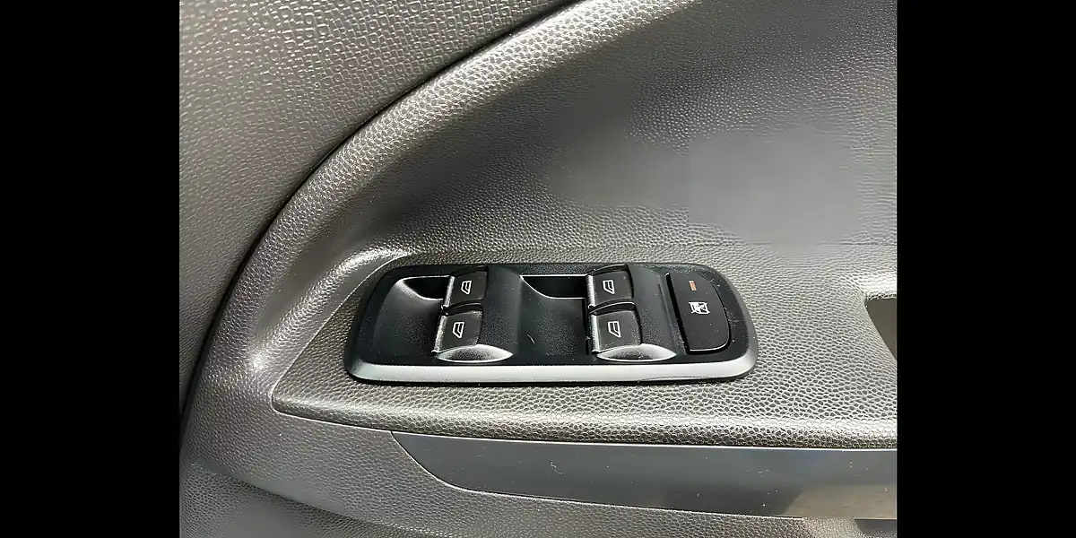Used 2016 Ford Ecosport Titanium Blue - Interior and Exterior details 11