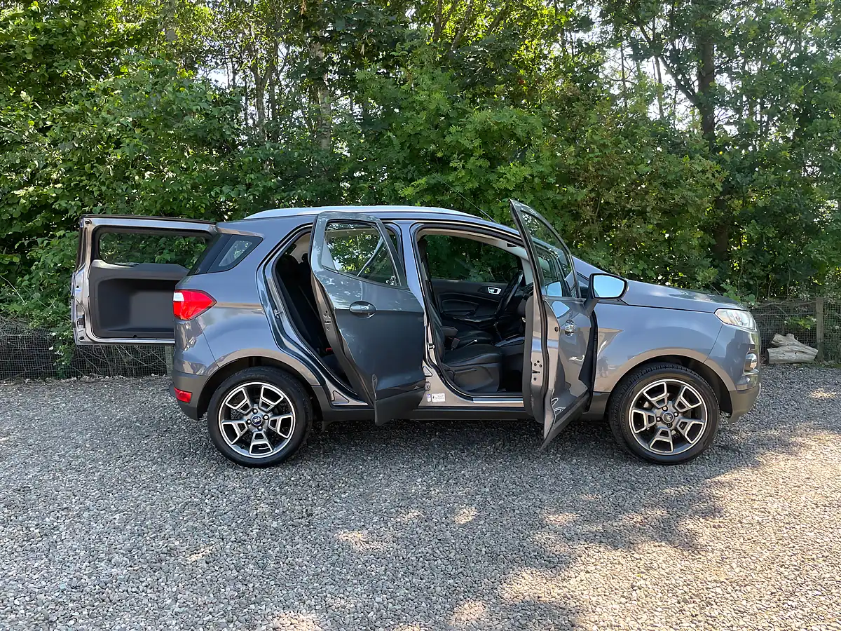 Used 2016 Ford Ecosport Titanium Grey - Interior and Exterior details 7