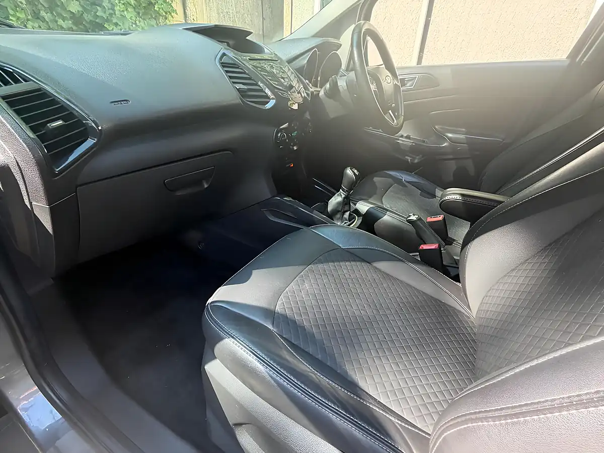 Used 2016 Ford Ecosport Titanium Grey - Interior and Exterior details 18