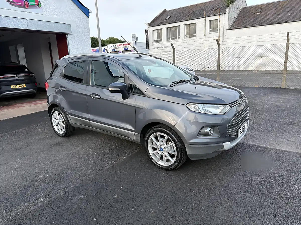 Used 2016 Ford Ecosport Titanium Grey - Interior and Exterior details 3