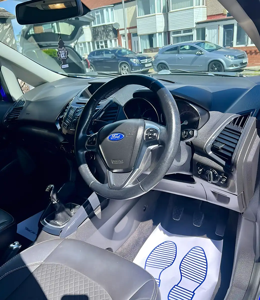 Used 2016 Ford Ecosport Titanium Ocean Blue - Interior and Exterior details 4