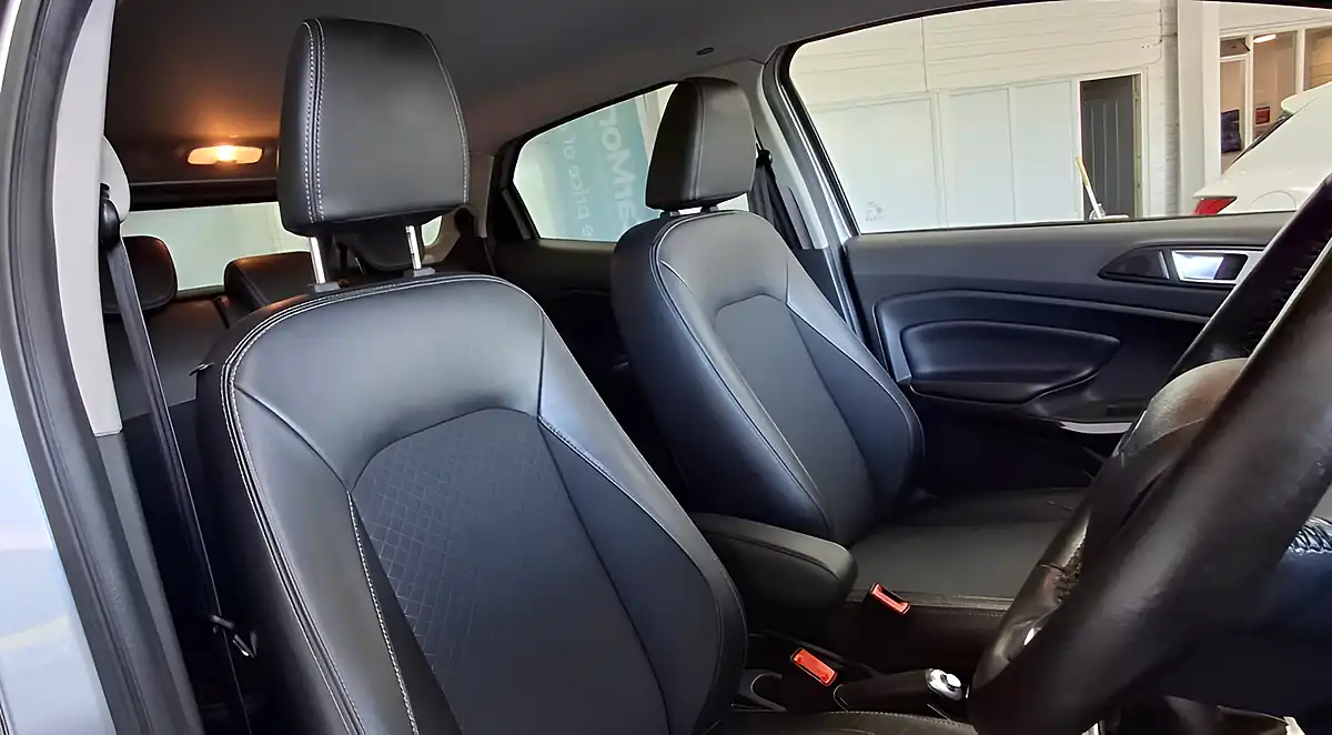 Used 2016 Ford Ecosport Titanium Silver - Interior and Exterior details 18