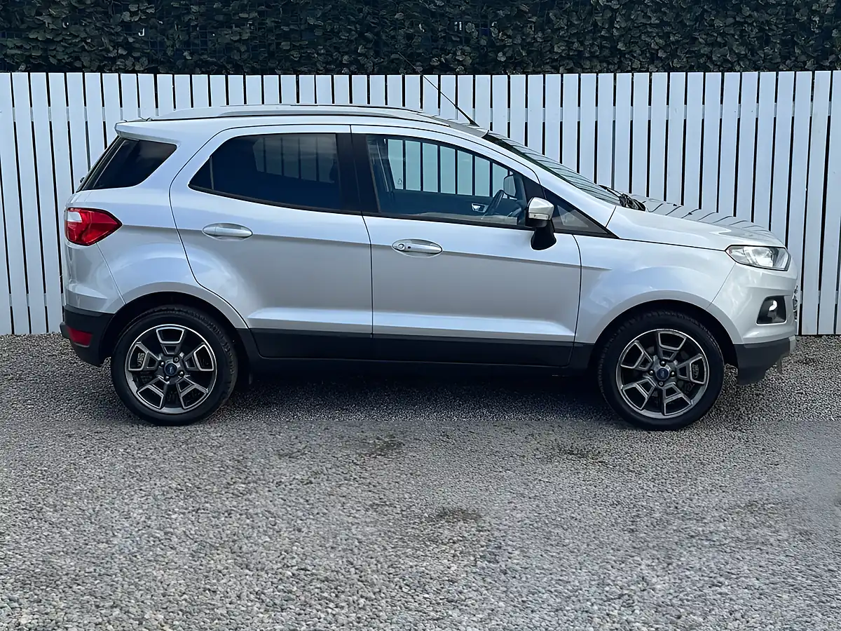 Used 2016 Ford Ecosport Titanium Silver - Interior and Exterior details 7
