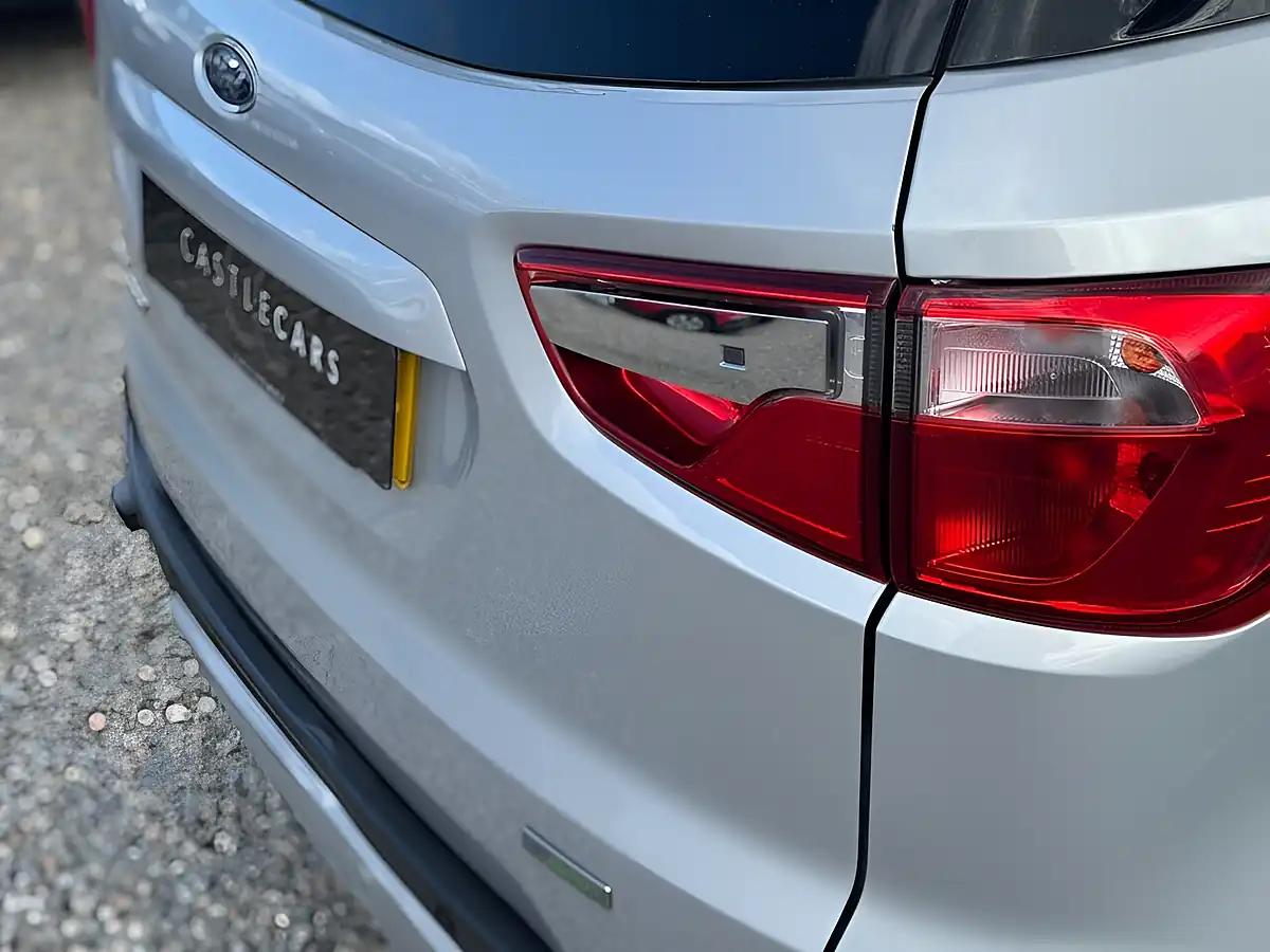 Used 2016 Ford Ecosport Titanium Silver - Interior and Exterior details 8