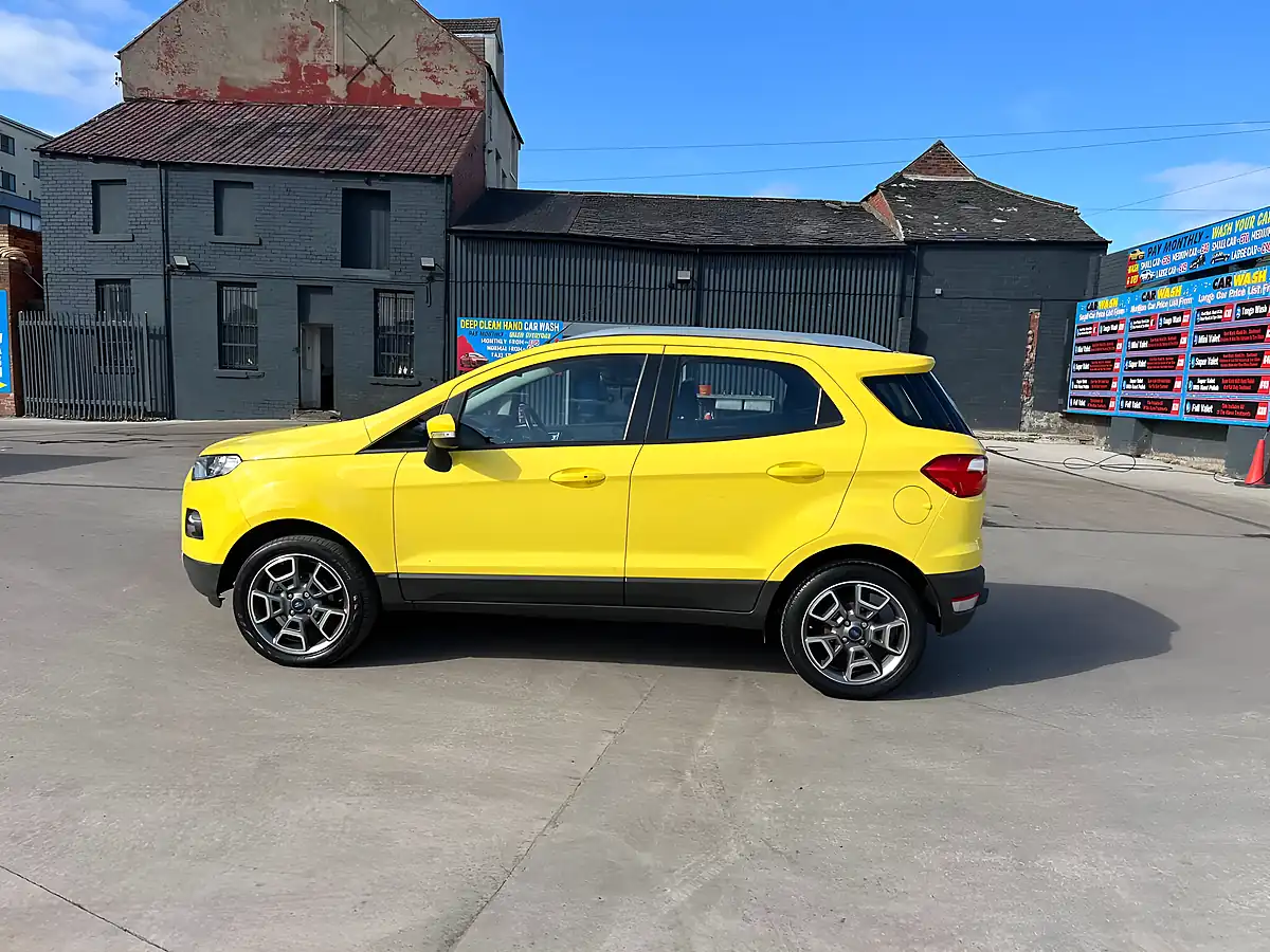 Used 2016 Ford Ecosport Titanium Yellow - Interior and Exterior details 9