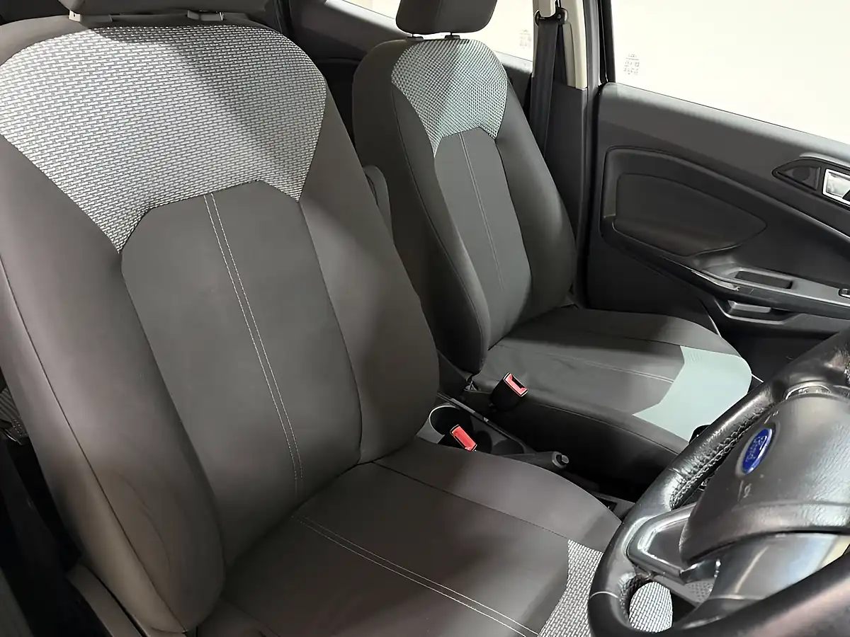 Used 2016 Ford Ecosport Zetec Black - Interior and Exterior details 10