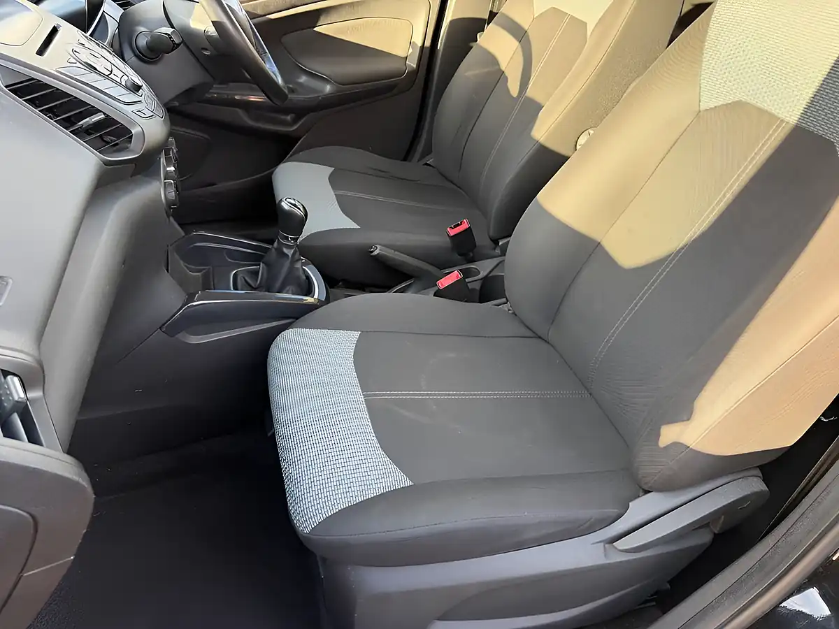 Used 2016 Ford Ecosport Zetec Black - Interior and Exterior details 15