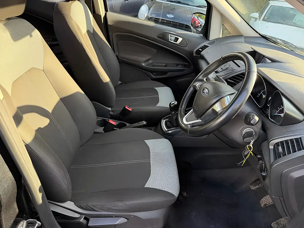 Used 2016 Ford Ecosport Zetec Black - Interior and Exterior details 16