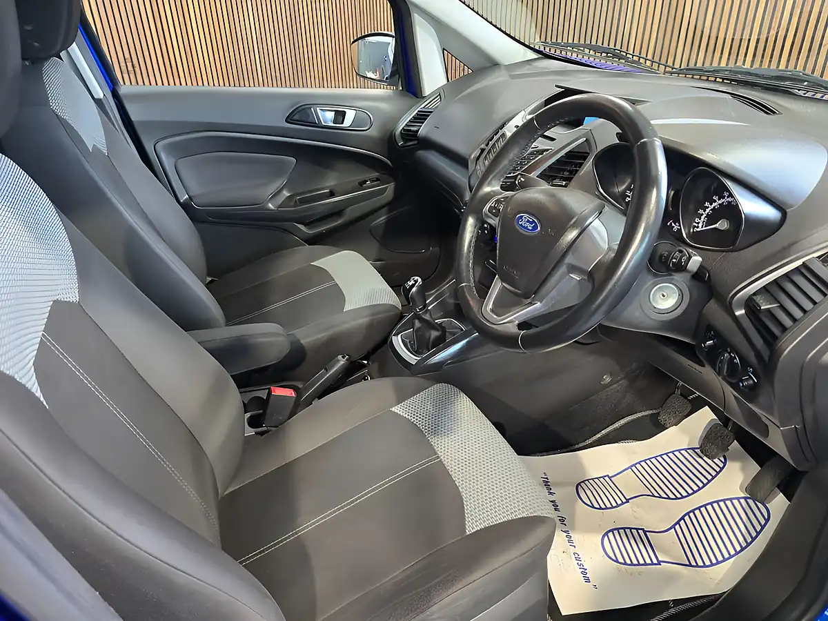 Used 2016 Ford Ecosport Zetec Blue - Interior and Exterior details 12