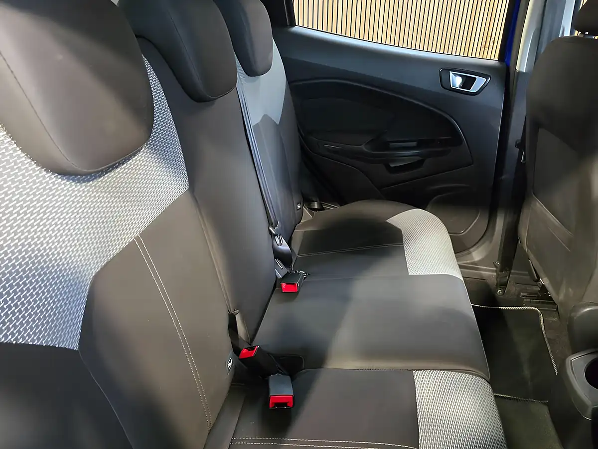 Used 2016 Ford Ecosport Zetec Blue - Interior and Exterior details 15