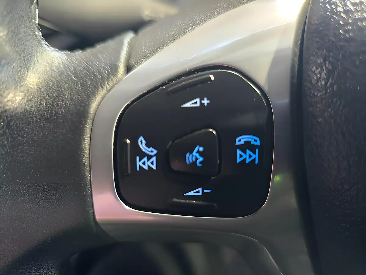 Used 2016 Ford Ecosport Zetec Blue - Interior and Exterior details 20