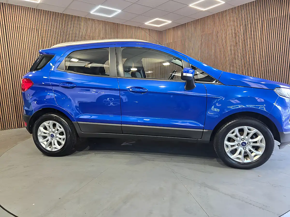 Used 2016 Ford Ecosport Zetec Blue - Interior and Exterior details 7