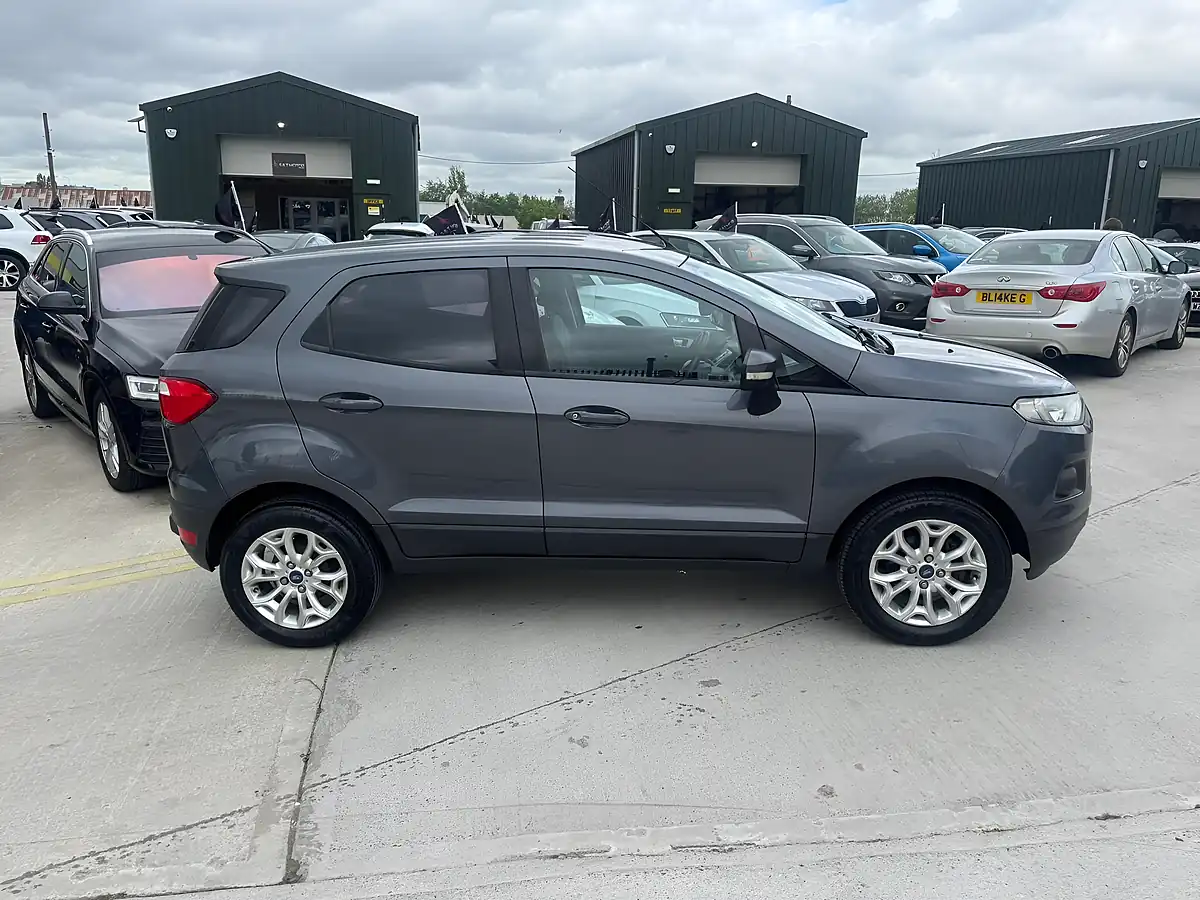 Used 2016 Ford Ecosport Zetec Grey - Interior and Exterior details 10