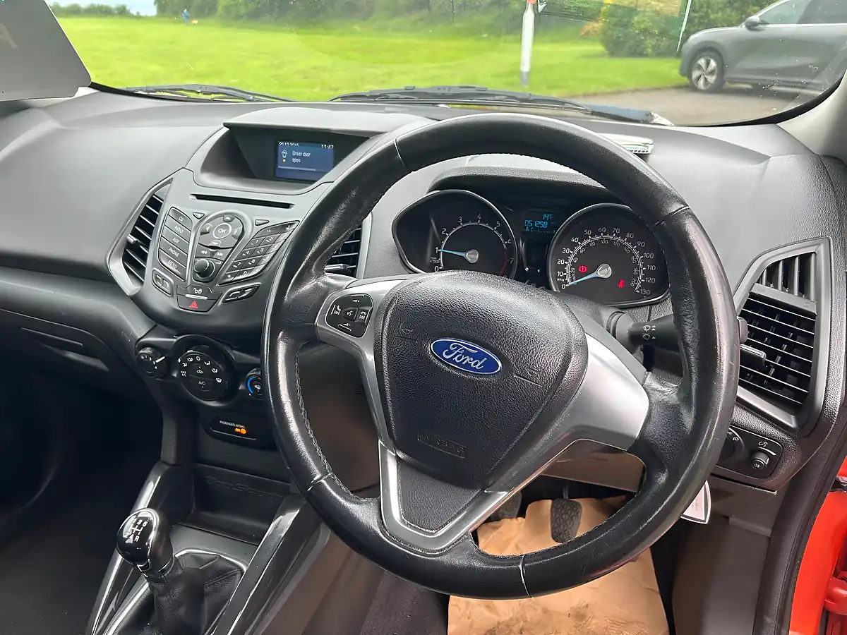 Used 2016 Ford Ecosport Zetec Red - Interior and Exterior details 10