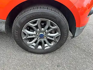 Used 2016 Ford Ecosport Zetec Red - Interior and Exterior details 5