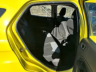Used 2016 Ford Ecosport Zetec Yellow - Interior and Exterior details 17