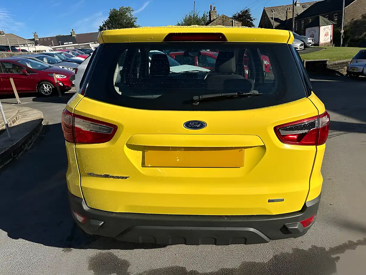 Used 2016 Ford Ecosport Zetec Yellow - Interior and Exterior details 7